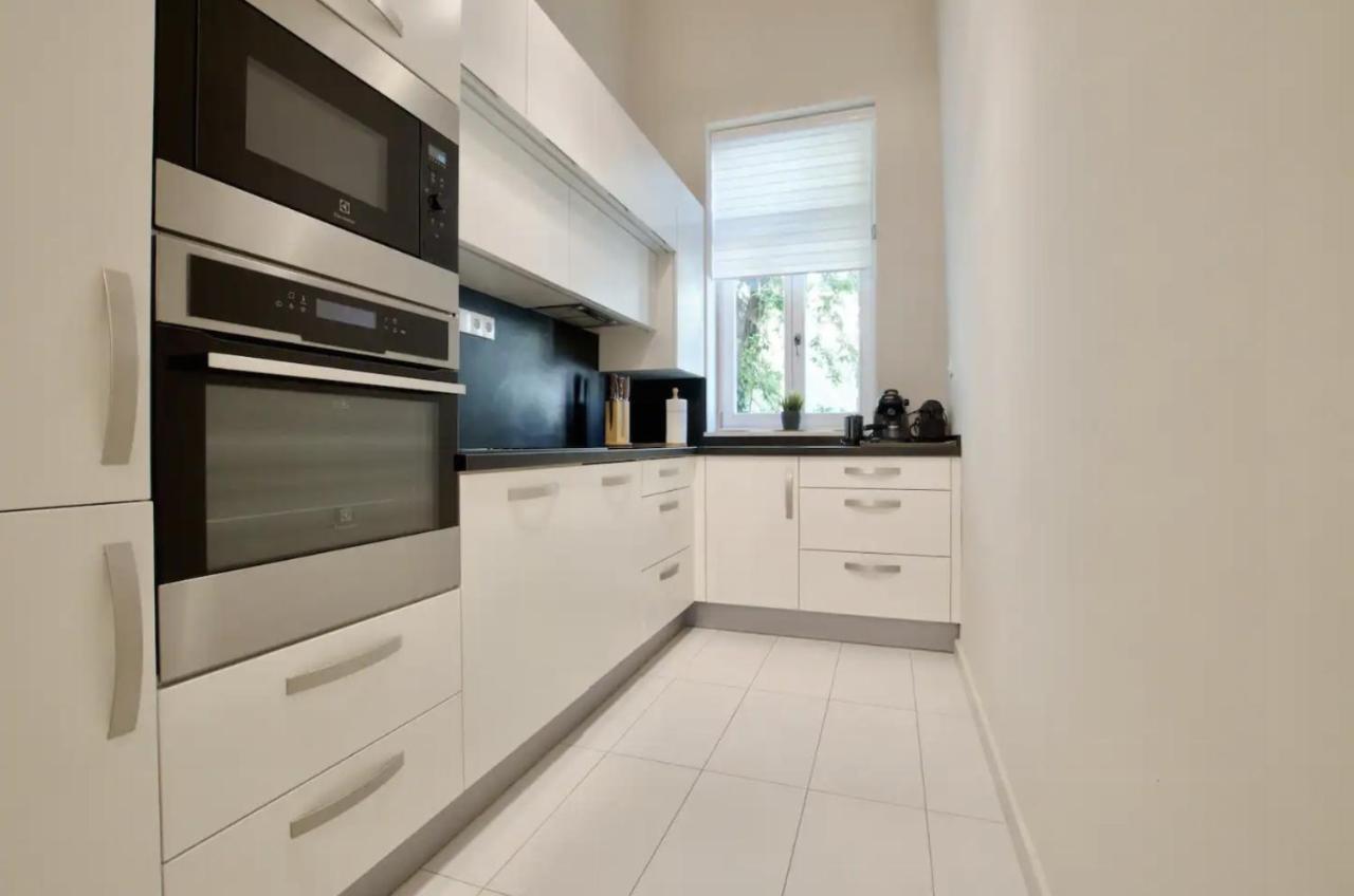 Premium Apartment By Hi5 - Lendvay Palace บูดาเปสต์ ภายนอก รูปภาพ